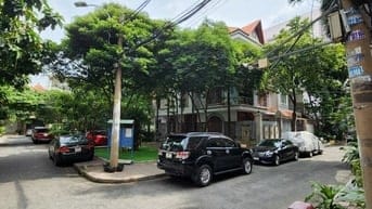 BÁN GẤP NHÀ KHU COMPUND CAO CẤP ĐƯỜNG CỘNG HÒA GẦN LỐI VÀO SÂN BAY TSN