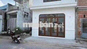 Nhà lầu mới 100% mặt tiền Hồ Búng Xáng