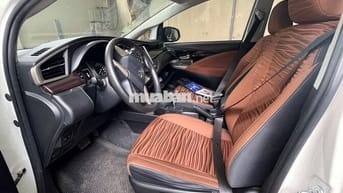 Cần thanh lý xe Toyota Innova (7 chỗ)