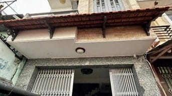 Nhà Âu Dương Lân 2 lầu sân thượng 
