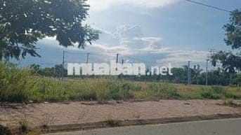 Bán lô đất gần chợ - Trường học - Khu dân cư đông - xây ở ngay
