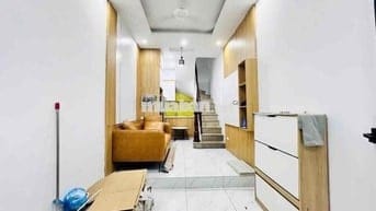 Văn Chương Khâm Thiên - 19m2,  5 tầng , MT 2,6 , 5,4tỷ