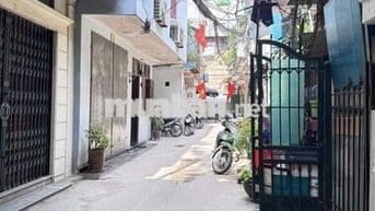 Khâm Thiên- Đống Đa cần bán 1 thanh socola trên bàn cờ vua
