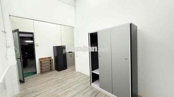 🆘🚨Cho thuê căn 2PN + 1PK, máy giặt riêng, gần trường UTH, ngoại thương