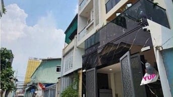 Bán nhà riêng đẹp xuất sắc tại Lê Minh Xuân, 4,15 tỷ, 60m2, Tân Bình, 