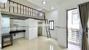 PHÒNG 30m2 SẴN MÁY LẠNH, TỦ LẠNH, NGAY DƯƠNG QUẢNG HÀM, GẦN VLU