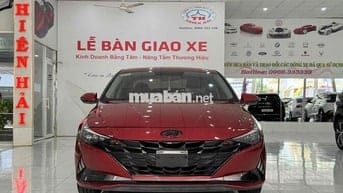 Hyundai Elantra 1.6AT 2022 màu đỏ