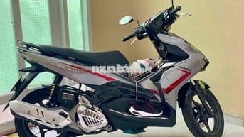 Xe Airblade  nữ chạy biển số đẹp 7399km