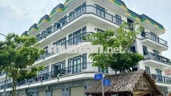 CẦN BÁN GẤP ĐẤT THỔ CƯ 100%, 4.5 x 18.5m, Khu vực Cầu Xáng