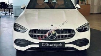 Mercedes Benz C200 Avantgarde 2025