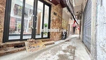 BÁN NHÀ PHỐ GIẢNG VÕ 17,8TỶ THÔNG TẦNG THOÁNG TRƯỚC XAU, NỘI THẤT SỊN