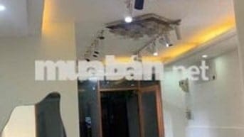 Cho thuê nhà nguyên căn 2 phòng ngủ hẻm xe hơi 195 Trần văn đang