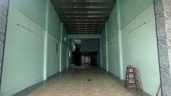 nhà 5x26m,Lê Đình Cẩn giá 12tr/tháng 