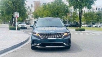 Kia Carnival 2023 Signature 2.2D - 48000 km
