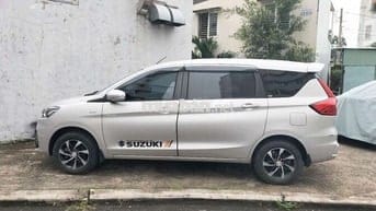 2022 hybrid AT - 24000 km