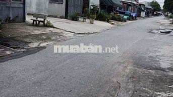 Nhà4×20 lầu  suốt mặt Tiền Đường Gần ủy ban xã Vĩnh b bình chánh tphcm