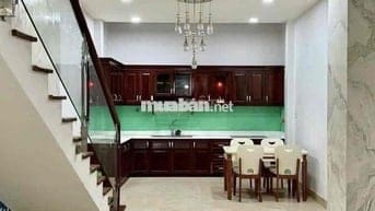 Nhà Đẹp Khu Vip Cư Xá Lữ Gia , DT: 4x15m, 5PN 5WC
