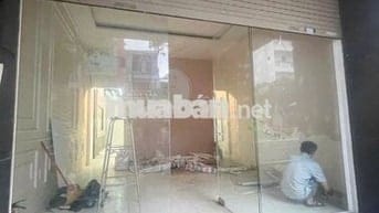 Cho Thuê Mặt Bằng Đường Trần Hưng Đạo, Quận 5 ( 100m2 - KD Tự Do )