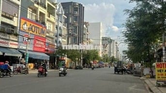 Cho thuê MTKD gần chợ đường Phạm Văn Bạch (120m2)