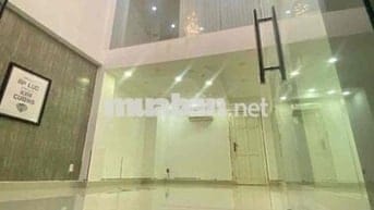 Chính chủ cho thuê mặt bằng KD đường CMT8 Quận 10.Trệt Lững 60m2