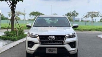 Toyota Fortuner 2022 2.4L 4x2 AT - 55000 km