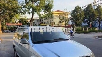 Kia carnival 2009 số tự động 7 chỗ xe gia đình