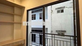 CHDV khai thác thuê 30cheo/ th, giá bán 8’25 tl, ngay DH hutech