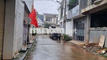 Cho thuê nhà nguyên căn 3 tầng