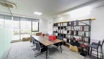 Cho thuê văn phòng tại Chùa Láng 100m2 giá 18t view cực đẹp nhà mới