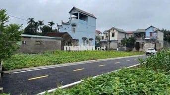 CHÍNH CHỦ BÁN ĐẤT THỔ CƯ SẴN SỔ 2 MẶT TIỀN GIÁ *** HÒA LẠC