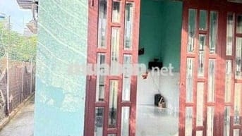 Cho thuê nhà, (2PN, sân xe hơi), trường Tiểu Học Tân Phú, Thạnh Phú,VC