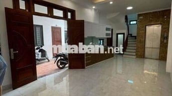 BÁN NHÀ PHÚ THƯỢNG TÂY HỒ, 6 TẦNG THANG MÁY SÁT KĐT CIPUTRA. NHÀ ĐẸP.