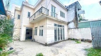 Villa Sân Vườn Xác Vách ĐH Hồng Bàng - Đường Điện Biên Phủ, Q.BT