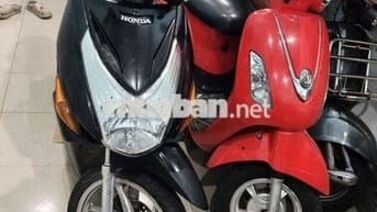 Cần bán gấp 2 chiếc xe