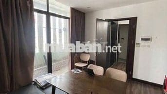 Mặt phố kinh doanh – View cực đẹp – thang mày lên tận nóc.
