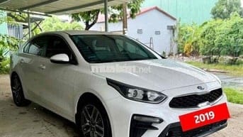Kia Cerato 2019 1.6 AT Deluxe  xe gia đình