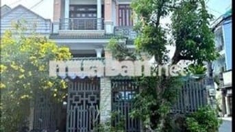 BÁN BIỆT THỰ VIP 150M2, 2 MẶT TIỀN, NGAY GẦN METRO QUẬN 12.