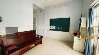 Cc quận 8,dt 80m2 ,lô góc 2 pn rộng,gió trời tự nhiên