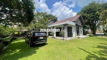 BIỆT THỰ VƯỜN 1500m2  GẦN GŨI THIÊN NHIÊN. KHÔNG GIAN SỐNG XANH