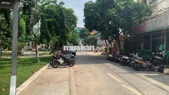 Bán đất Nguyễn Văn Khối | 180m2 | 20tỷ | Ngang 8m | Vuông A4