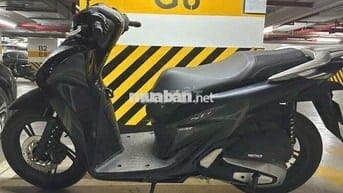 Chính chủ cần bán xe SH160i phiên bản đặc biệt.