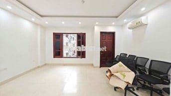 Cho thuê nhà 90 Nguyễn Tuân 70m2 3T chỉ 35tr yên tĩnh sẵn nội thất