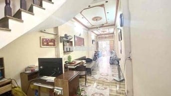 👉PHAN ĐÌNH PHÙNG PHƯỜNG CẨU KIỆU GẦN CHỢ PHÚ NHUẬN  HXH:4 TẦNG,DT 60M2