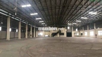 CHO THUÊ NHÀ KHO 670M² ĐƯỜNG PHÙNG HƯNG – GIÁ CỰC TỐT CHỈ 30 TRIỆU