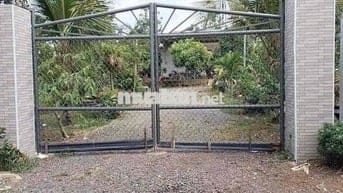 Miếng đất này nhà e đang cần bán