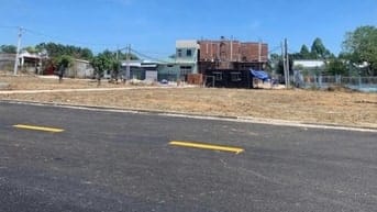 BÁN GẤP 10x50=500M2 ĐẤT THỔ CƯ, SỔ RIÊNG SÁT CHỢ, TR.HỌC. GIÁ 275TR  