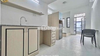 Căn Hộ Mới Ban công,Tách bếp Bình Thạnh gần Ngã Tư Hàng Xanh, Q1,Q2