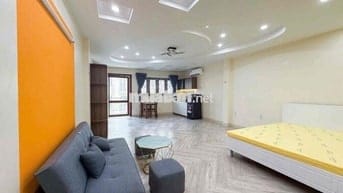 Cho thuê căn hộ siêu rộng ban công lớn gần 35m2 ngay cầu Him lam