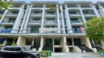 Cho thuê trệt 7x20m Full nội thất, giá chỉ 19tr/tháng  – Vạn Phúc City