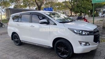 Toyota Innova 2017 2.0E - 140000 km